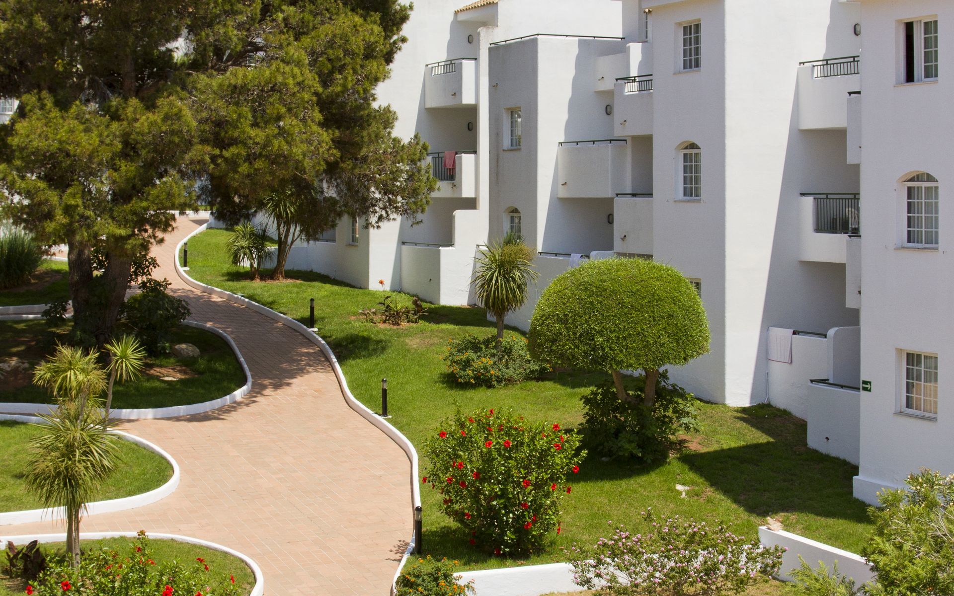 Ilunion Menorca Aparthotel Cala Galdana  Exteriör bild
