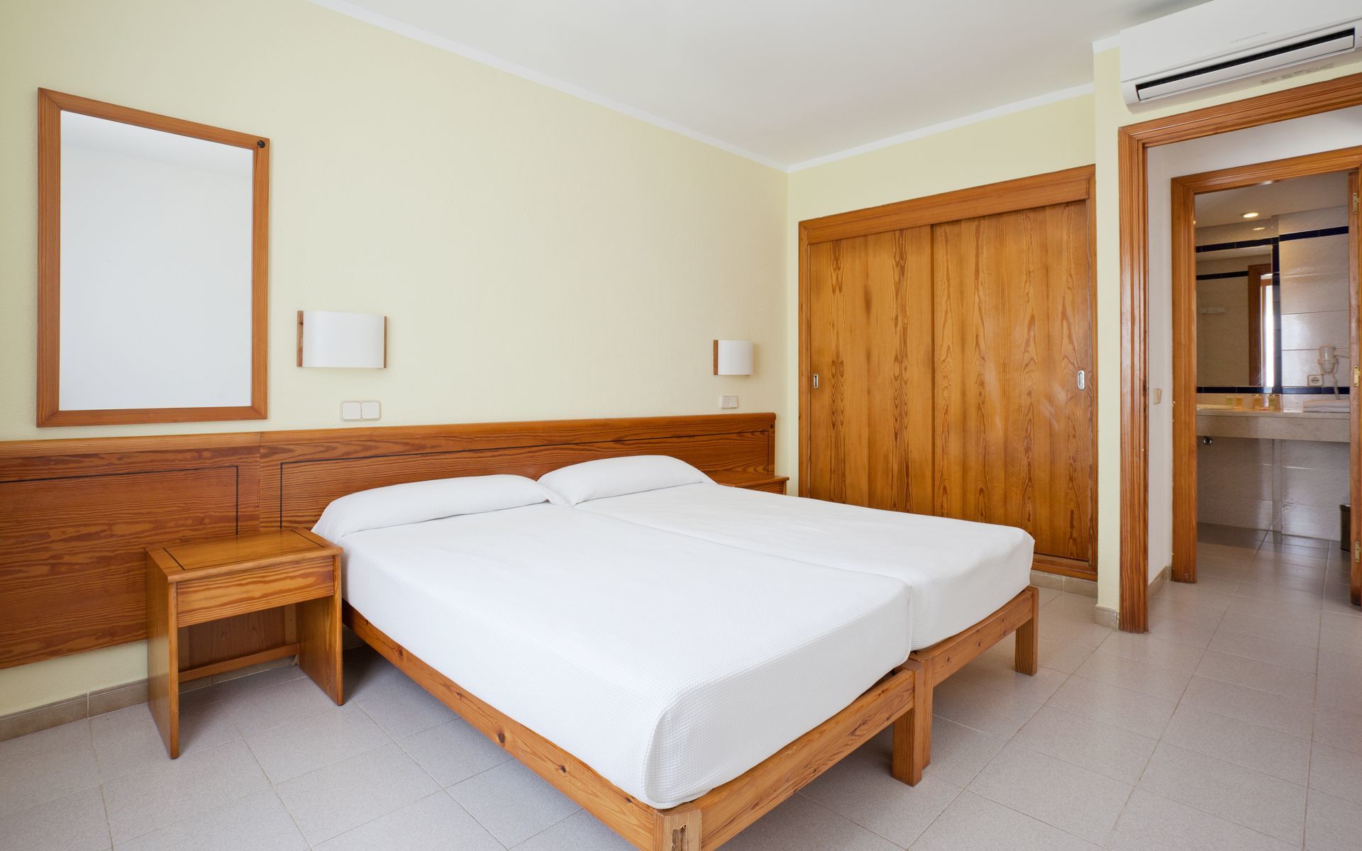 Ilunion Menorca Aparthotel Cala Galdana  Exteriör bild